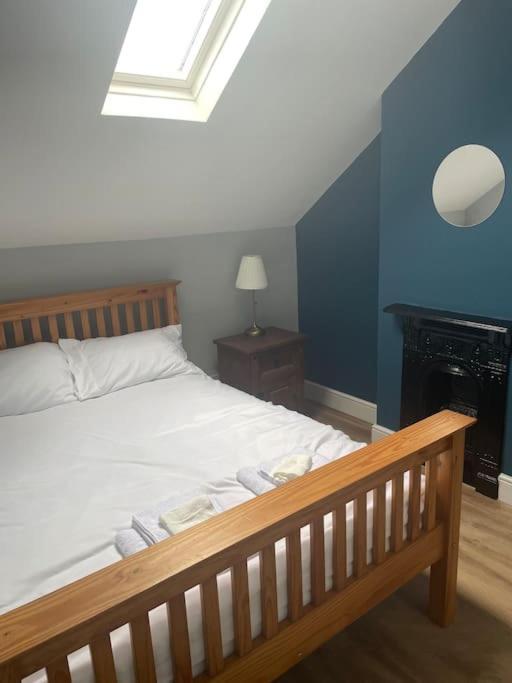 Townhouse In Belfast, Newtownabbey. Villa ภายนอก รูปภาพ